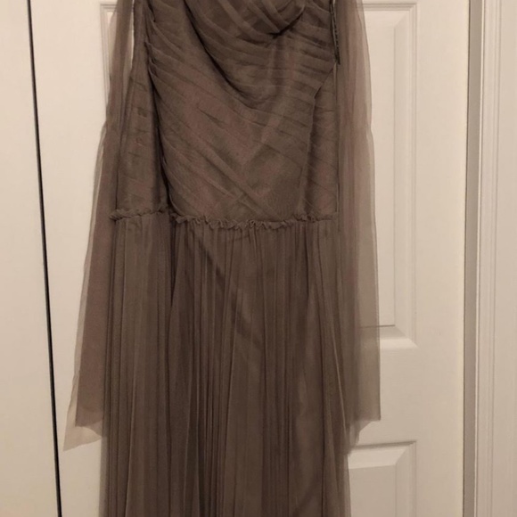 Brand New Vera Wang White Bridesmaid Dresses - Set of Three - Picture 7 of 8